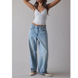 Levi’s baggy dad jeans light wash 24